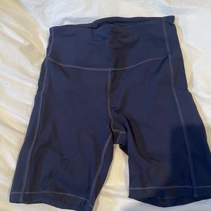 Athleta Ultimate Stash Pocket 7” - Small